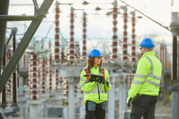 Best Emergency Electrical Repair  in Manchester, IA