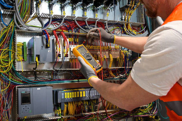 Best 24-Hour Electrician  in Manchester, IA
